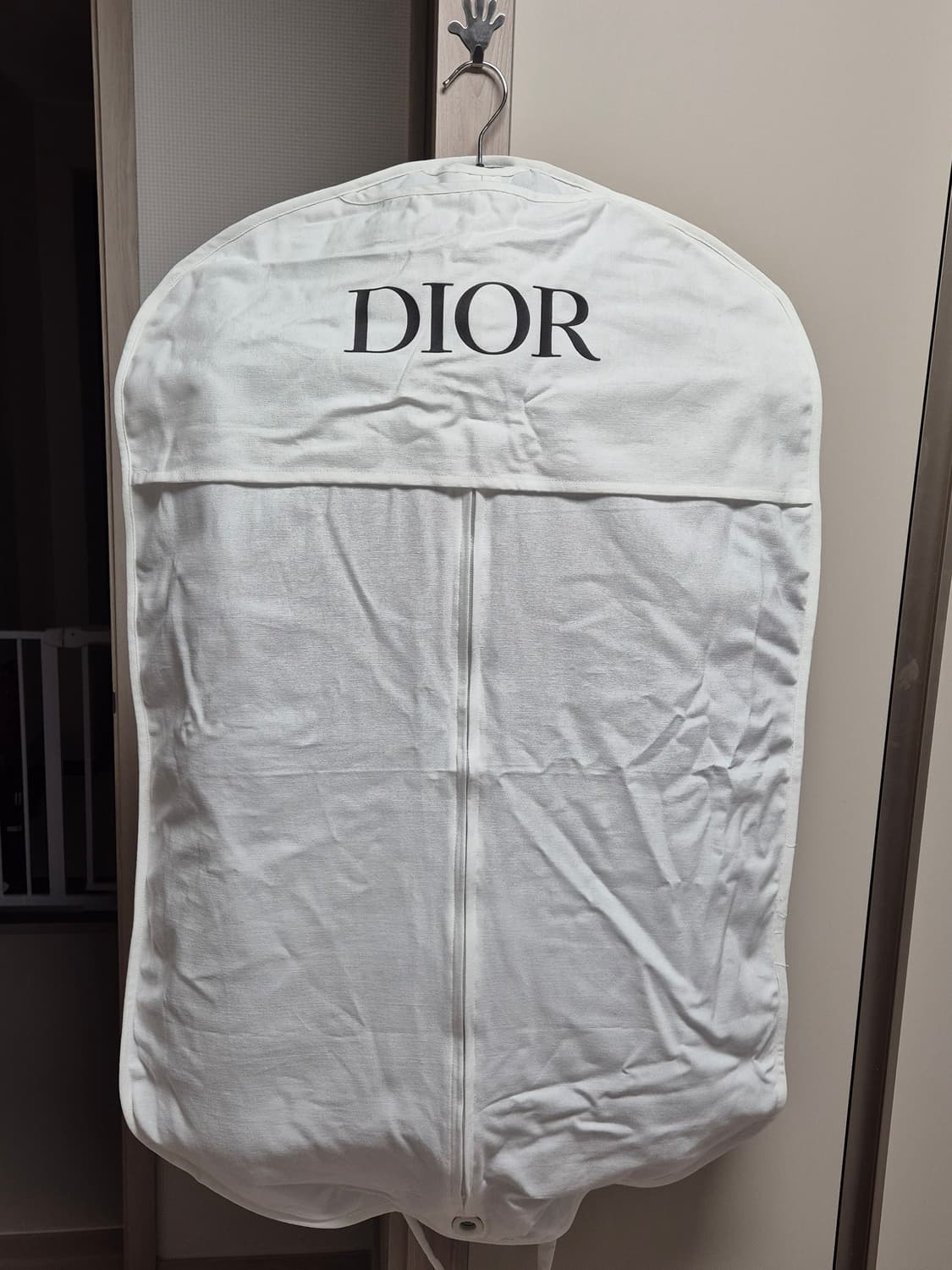 디올 오블리크 패딩 52사이즈 판매합니다 상품이미지3