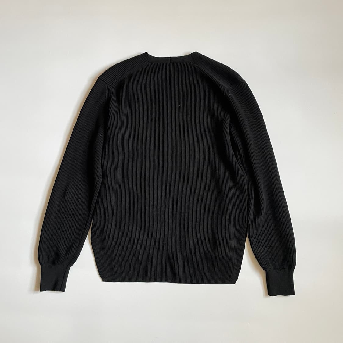 오라리 브이넥 니트 블랙 상품이미지3