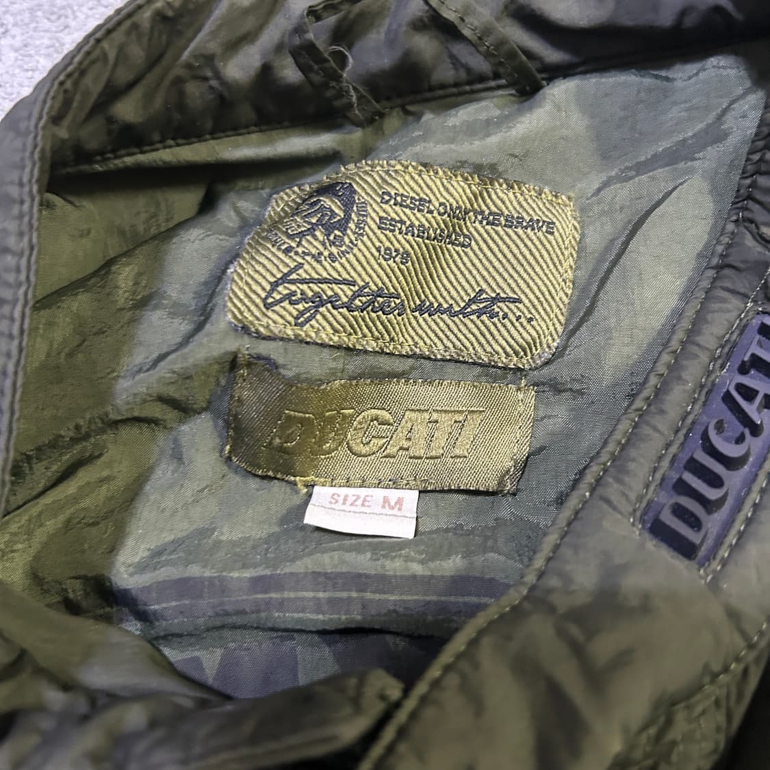 디젤 카키 봄버 자켓  상품이미지2