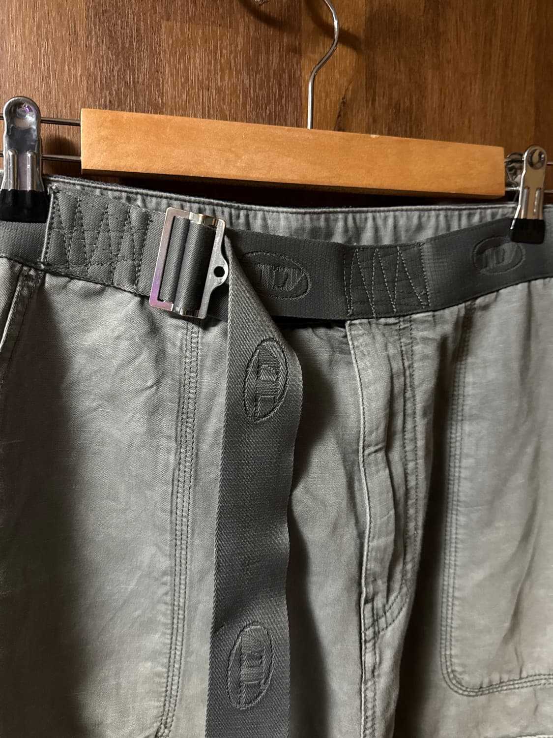 디젤 P-말비오 린넨 블렌드 가먼트 다이드 카고 팬츠 그레이 상품이미지2