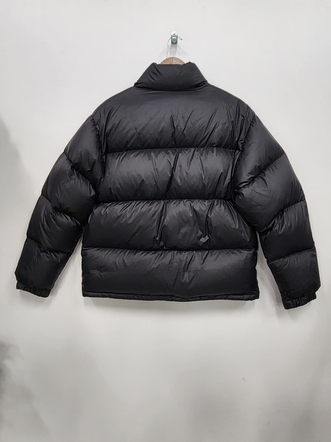 커버낫 로고 블랙 패딩 상품이미지2