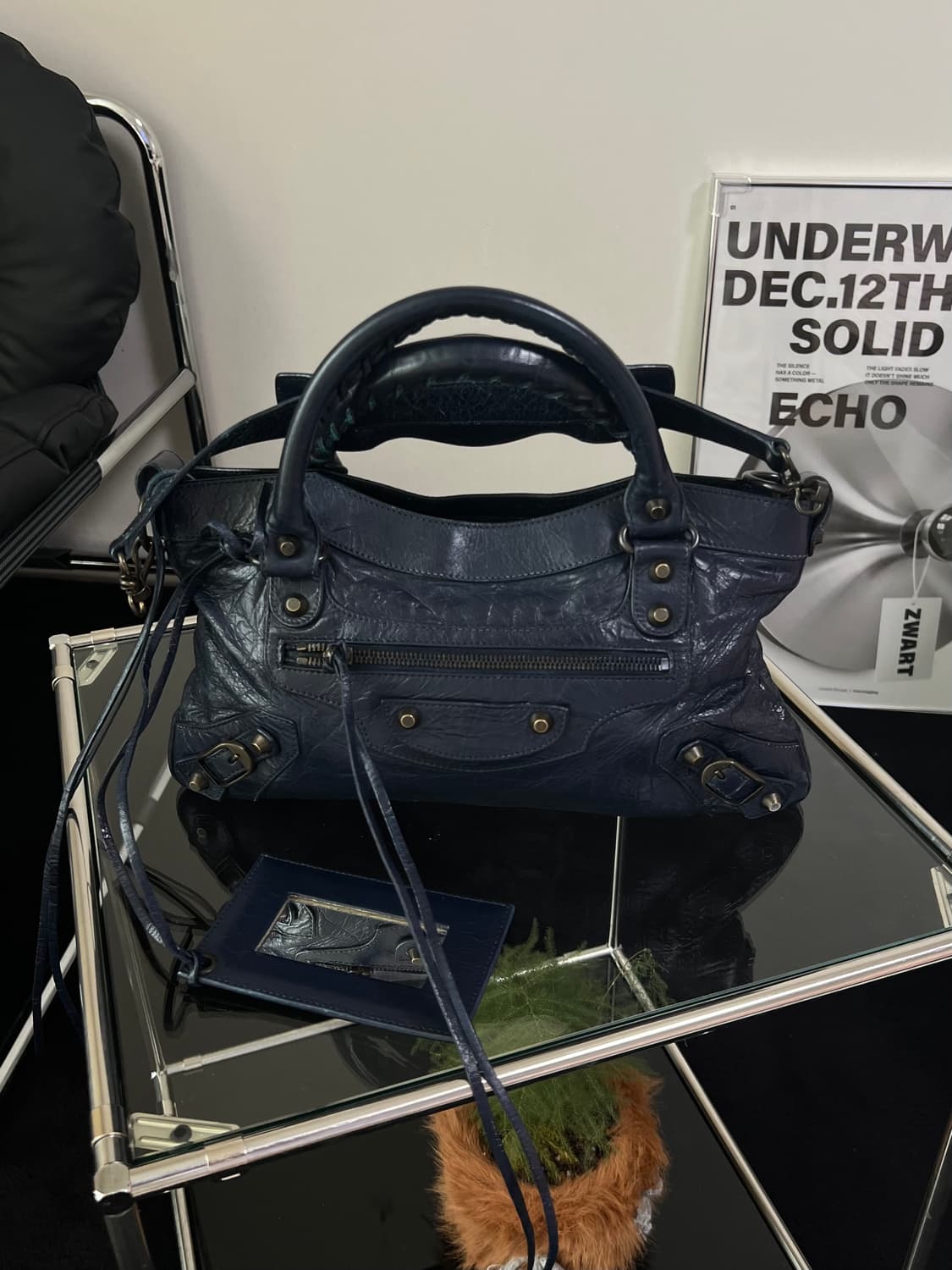 발렌시아가 모터백 상품이미지1