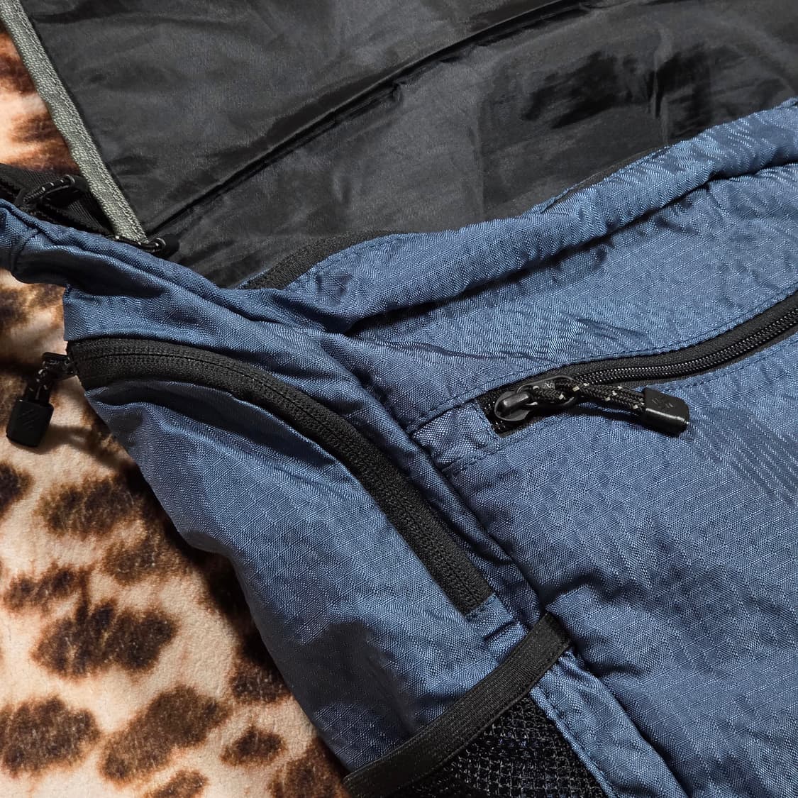 컬럼비아 고어택스 고프코어 크로스 메신저백 상품이미지5