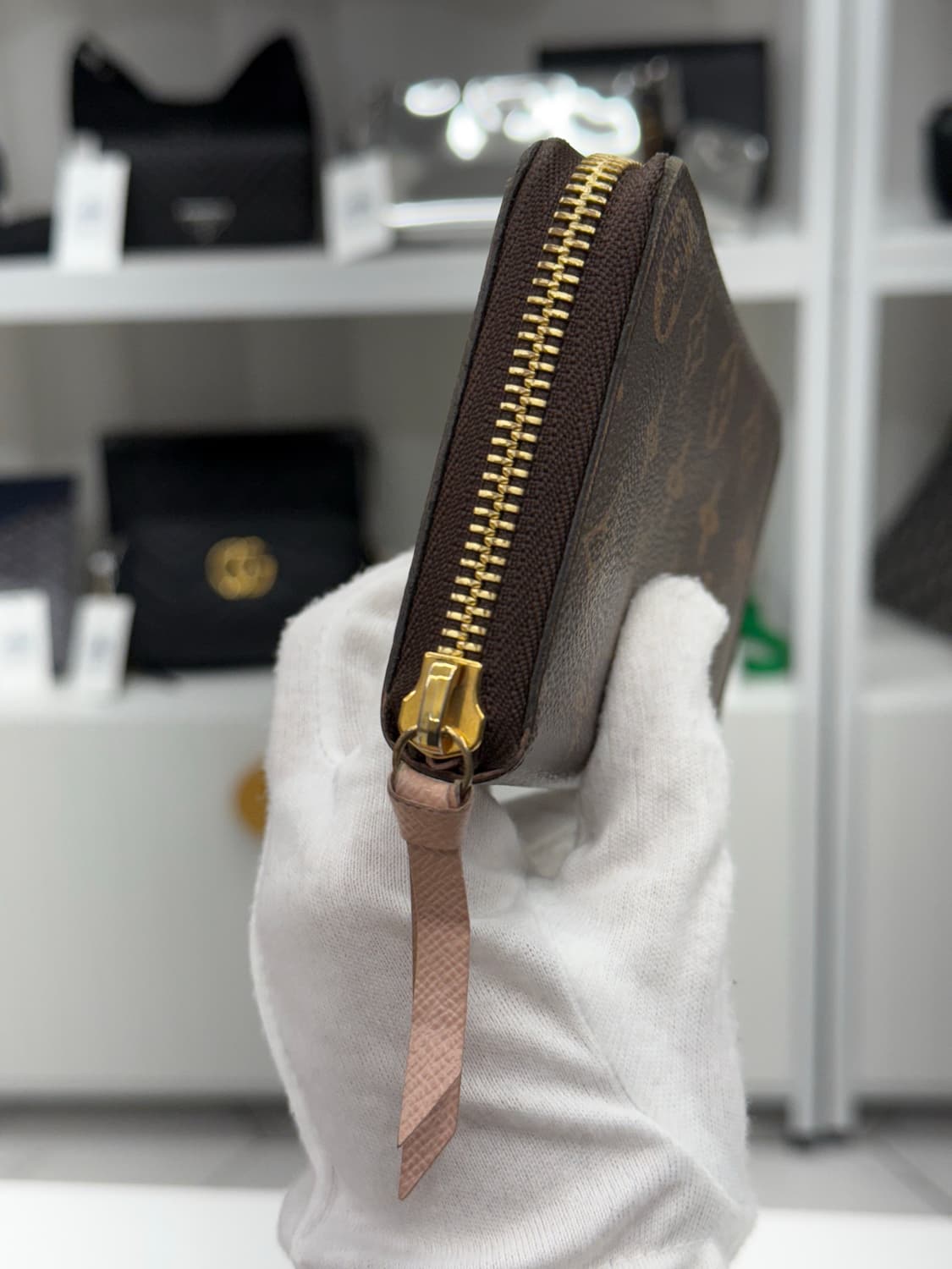 [OS] 루이비통 모노그램 클레망스 지퍼 장지갑 상품이미지5