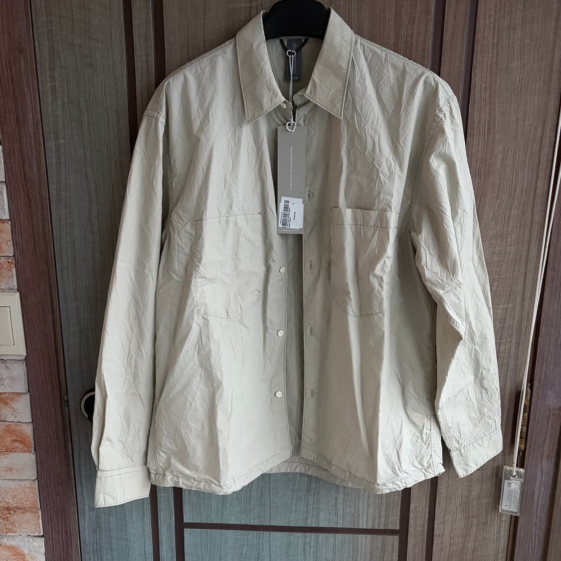 새상품(M) 언어펙티드 드로우스트링 셔츠 샌드 상품이미지1