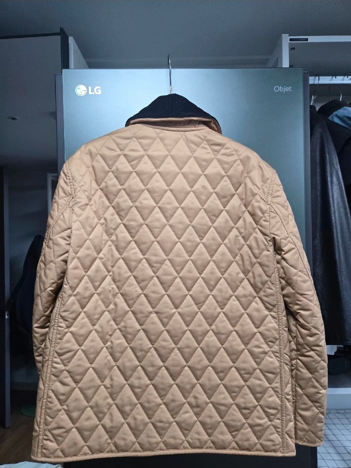 버버리 퀼팅 자켓 베이지 상품이미지5