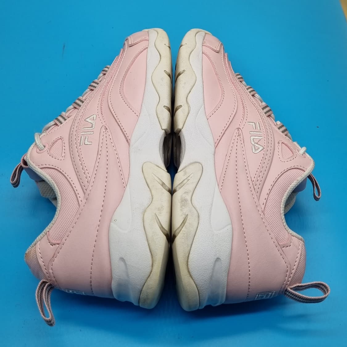 휠라 디스럽터. 여성운동화240. 상품이미지5