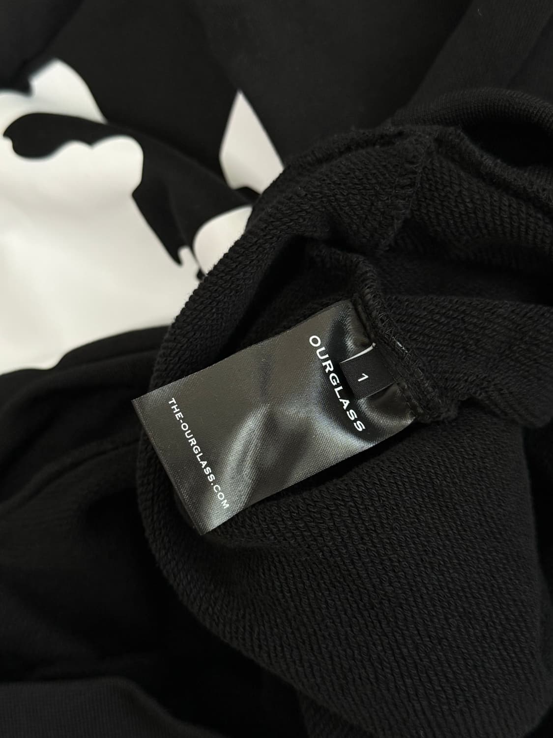 아워글래스 ourglass 블랙 후드 1사이즈 상품이미지2