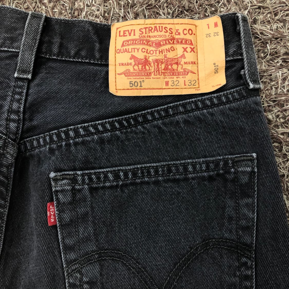 32 리바이스 501 블랙 워싱 흑청 데님 팬츠 상품이미지5