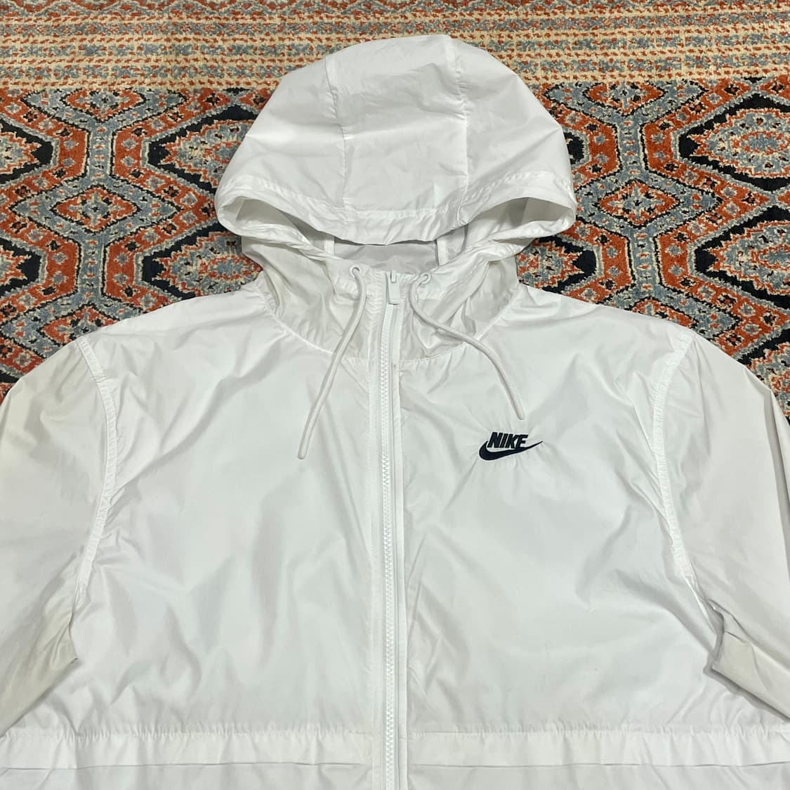 나이키 스펠로고 화이트 바람막이 점퍼 여성XL 상품이미지2