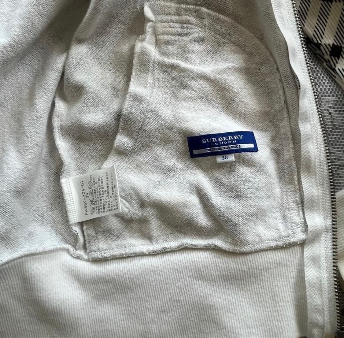 버버리 노바체크 블루라벨 집업 상품이미지5