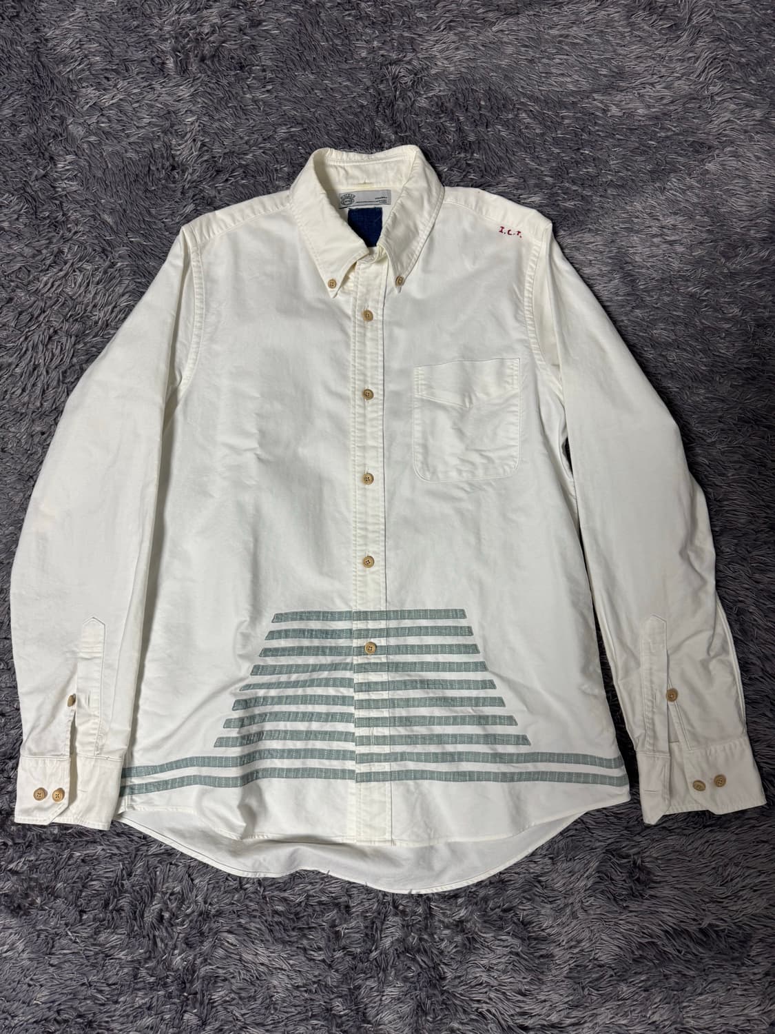 비즈빔 화이트셔츠 상품이미지1