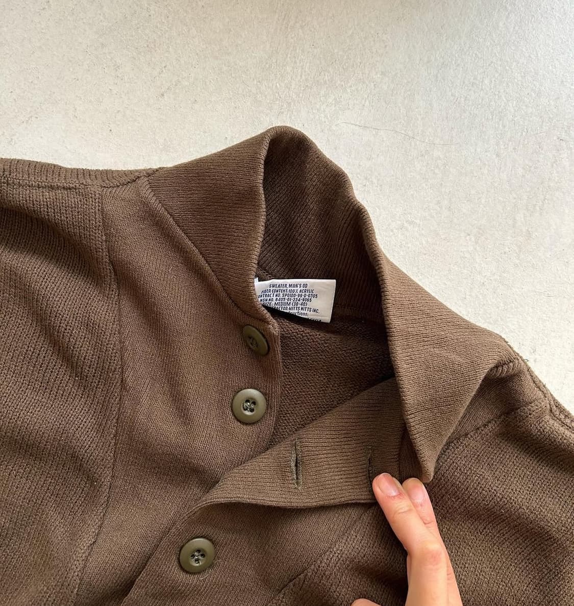 90‘s US Army 5 Button  Sweater 상품이미지4