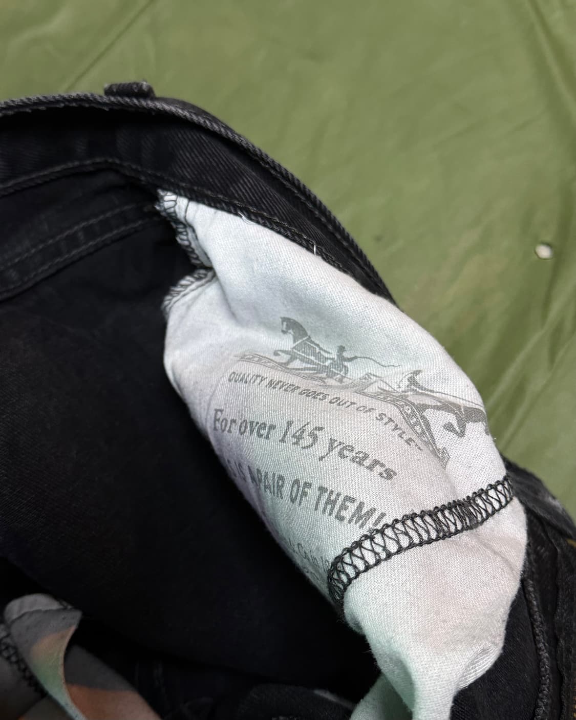 리바이스 550 릴렉스 핏 블랙 데님 팬츠 32 상품이미지5