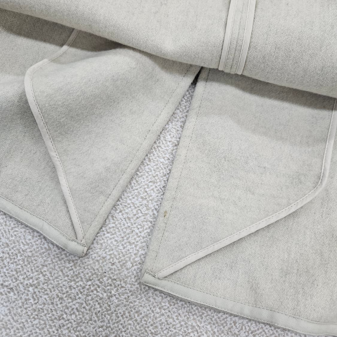 [실측확인] 시슬리 울 후드 니트 판쵸 케이프 코트 1204JM1 상품이미지8