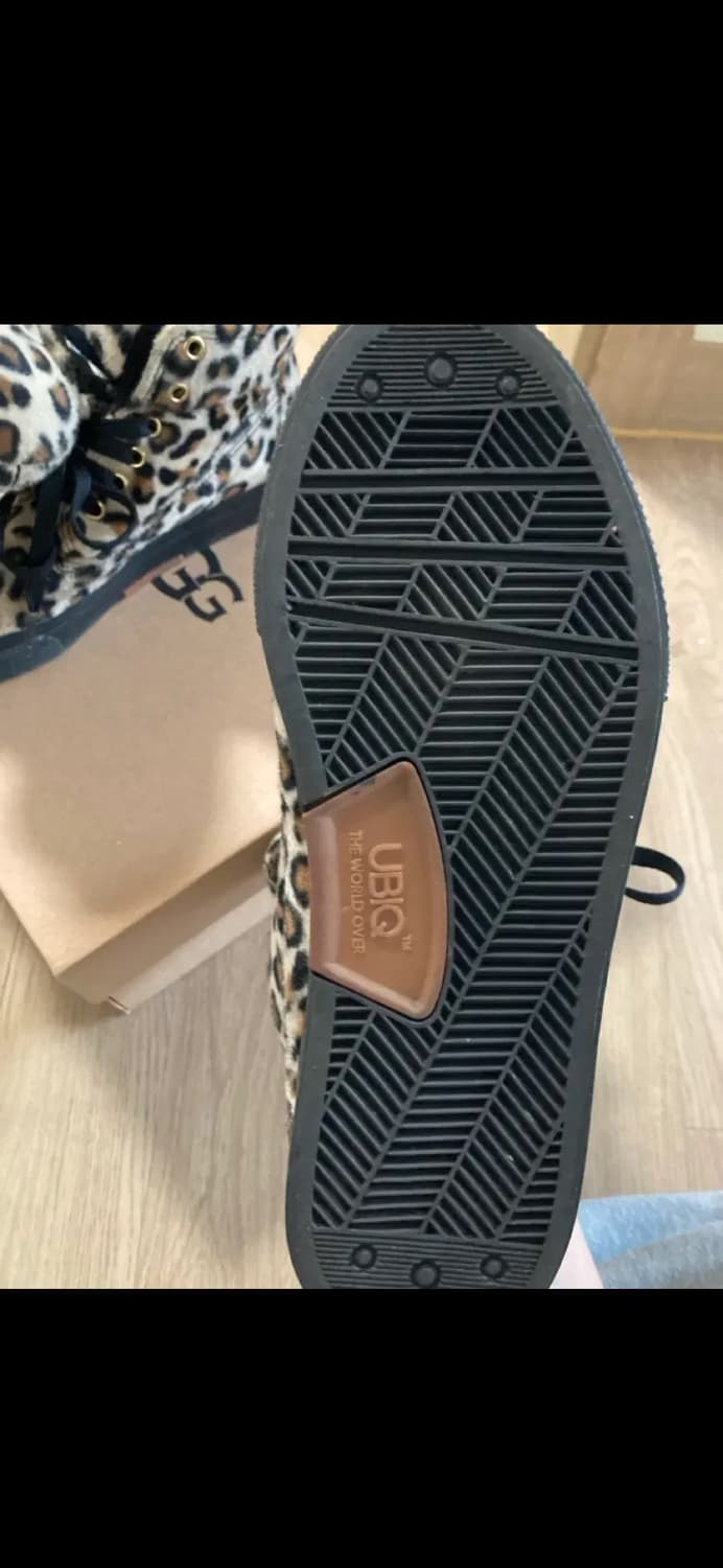 헬로키티 레오파드 하이탑 스니커즈 제레미스캇맛 220 상품이미지5