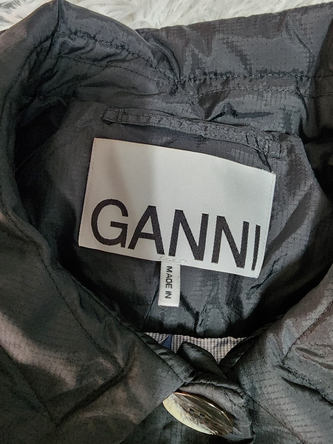 가니GANNI 블랙 퀼팅 자켓 상품이미지4