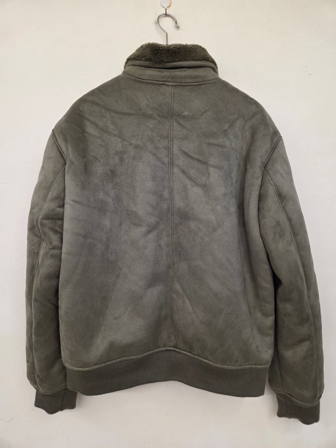 저라 에코 무스탕 자켓 카키 상품이미지3