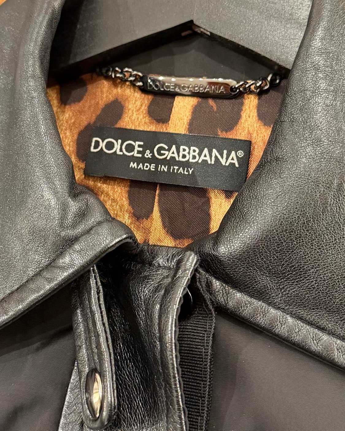 돌체앤가바나 블랙 포켓 램스킨 트리밍 자켓 상품이미지7