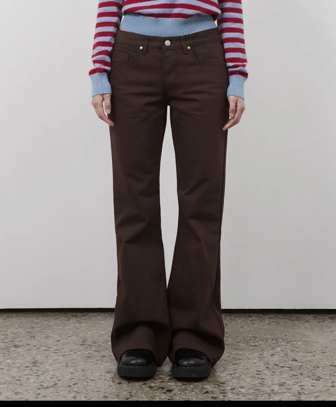 오헤시오 부츠컷 코튼 팬츠 브라운 상품이미지1