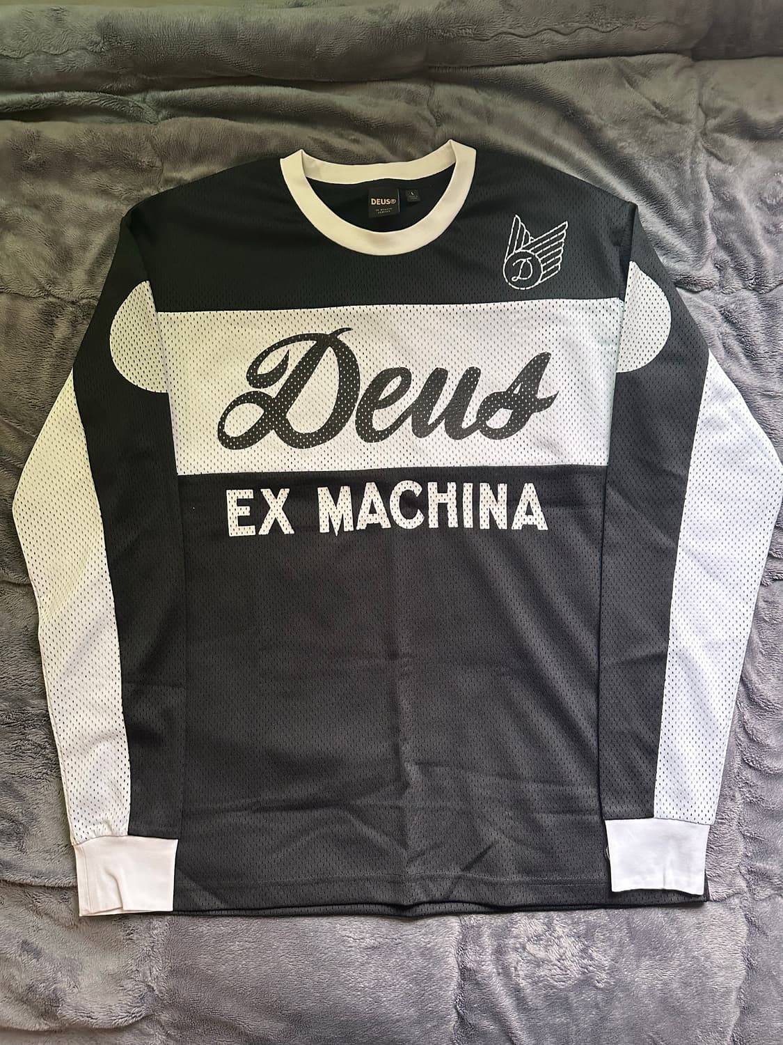데우스 매쉬 롱슬리브 블랙 상품이미지1