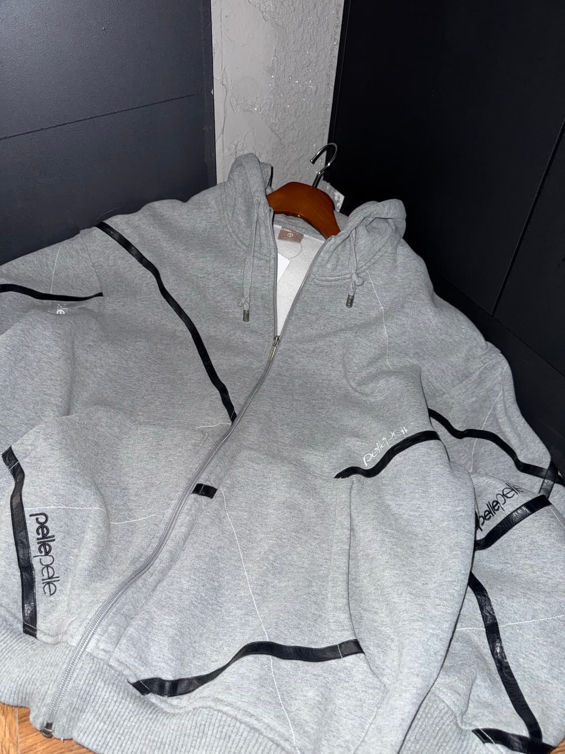 펠레펠레 테이프 후드집업  상품이미지1