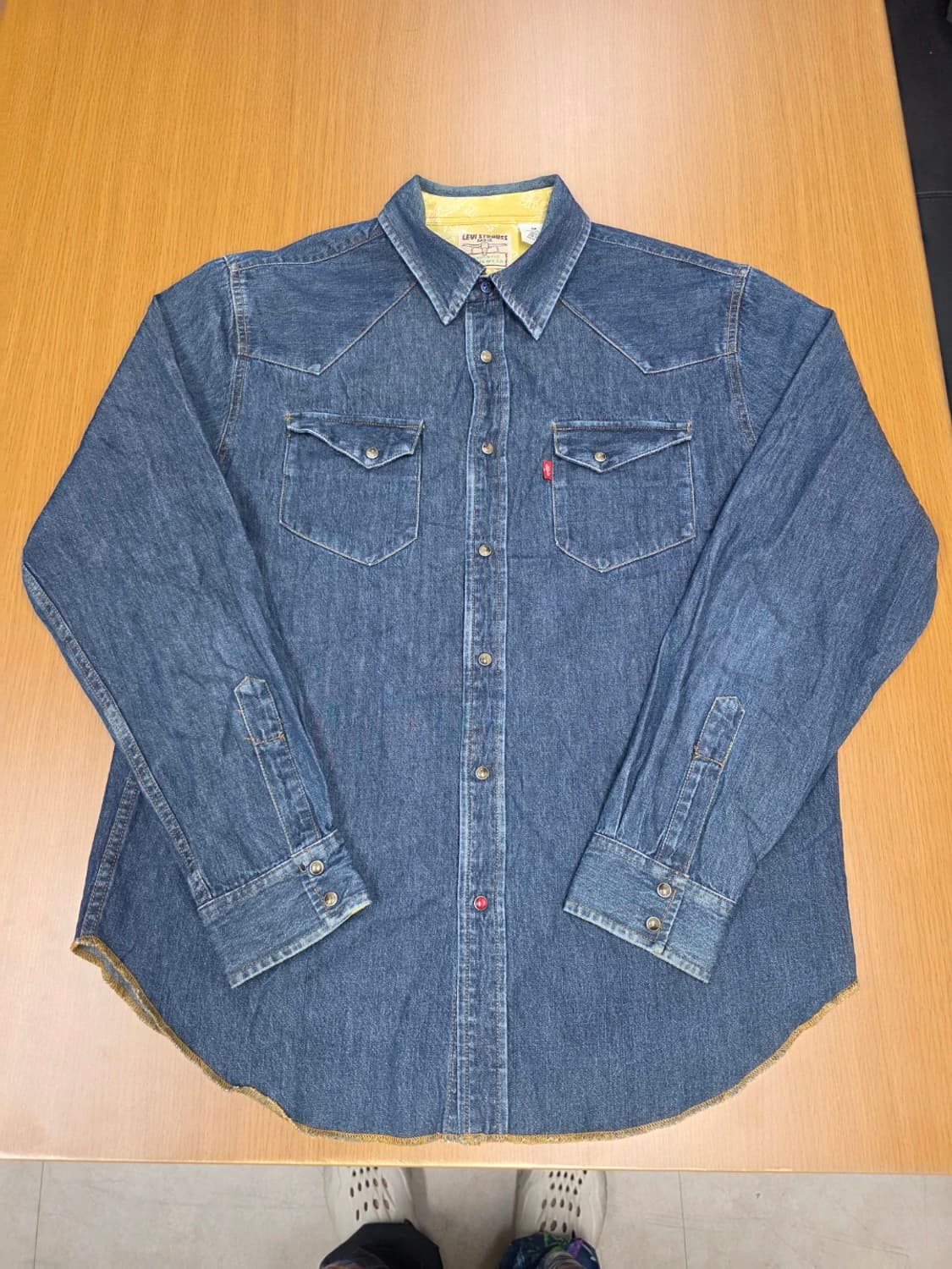 리바이스 어센틱 진웨어 웨스턴 셔츠 상품이미지1