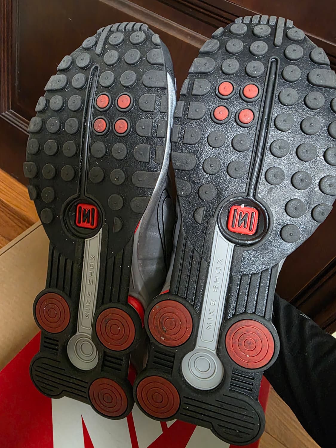 나이키 샥스 R4 285사 상품이미지3