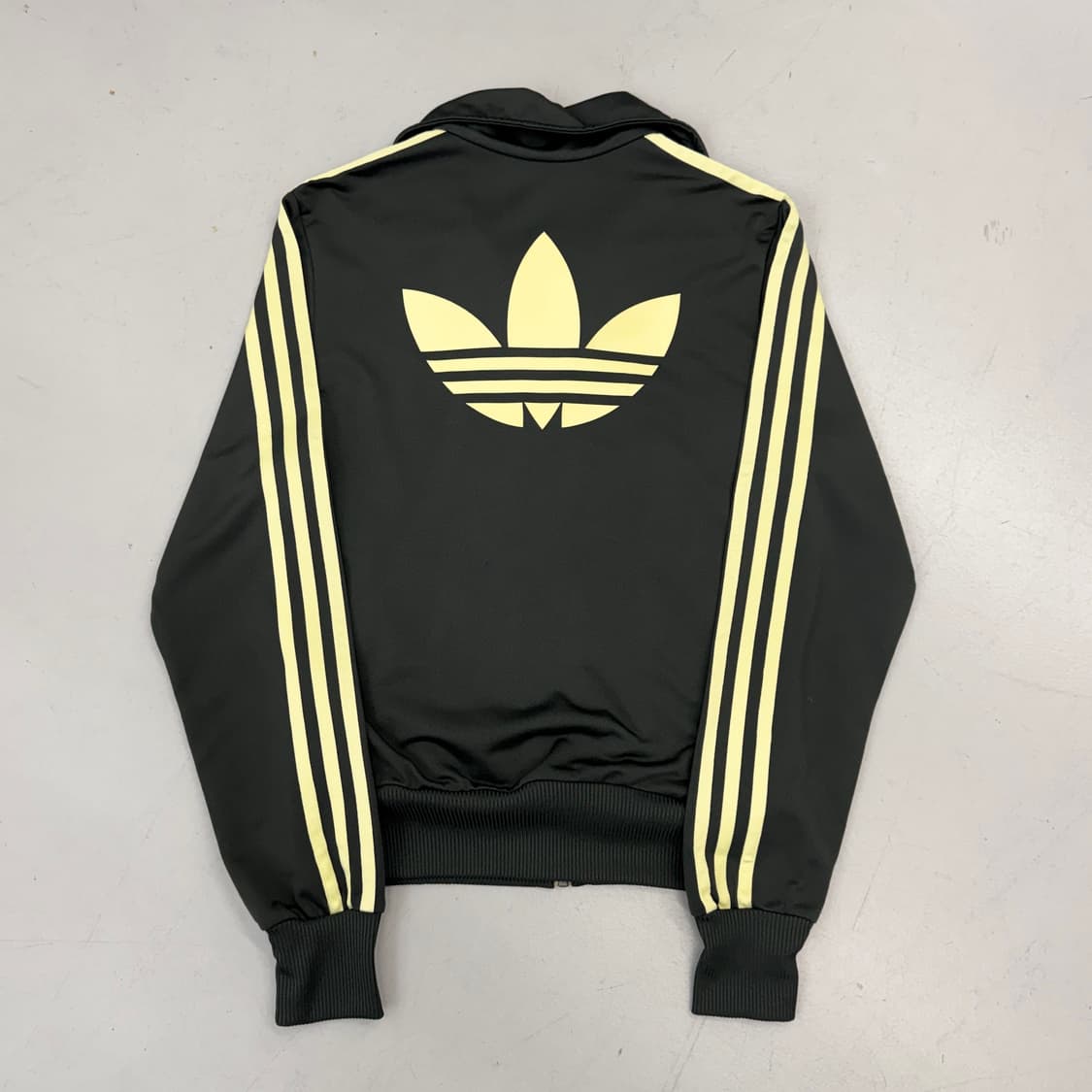 아디다스 빅로고 파이어버드 카키 옐로우 트랙탑 져지 상품이미지3