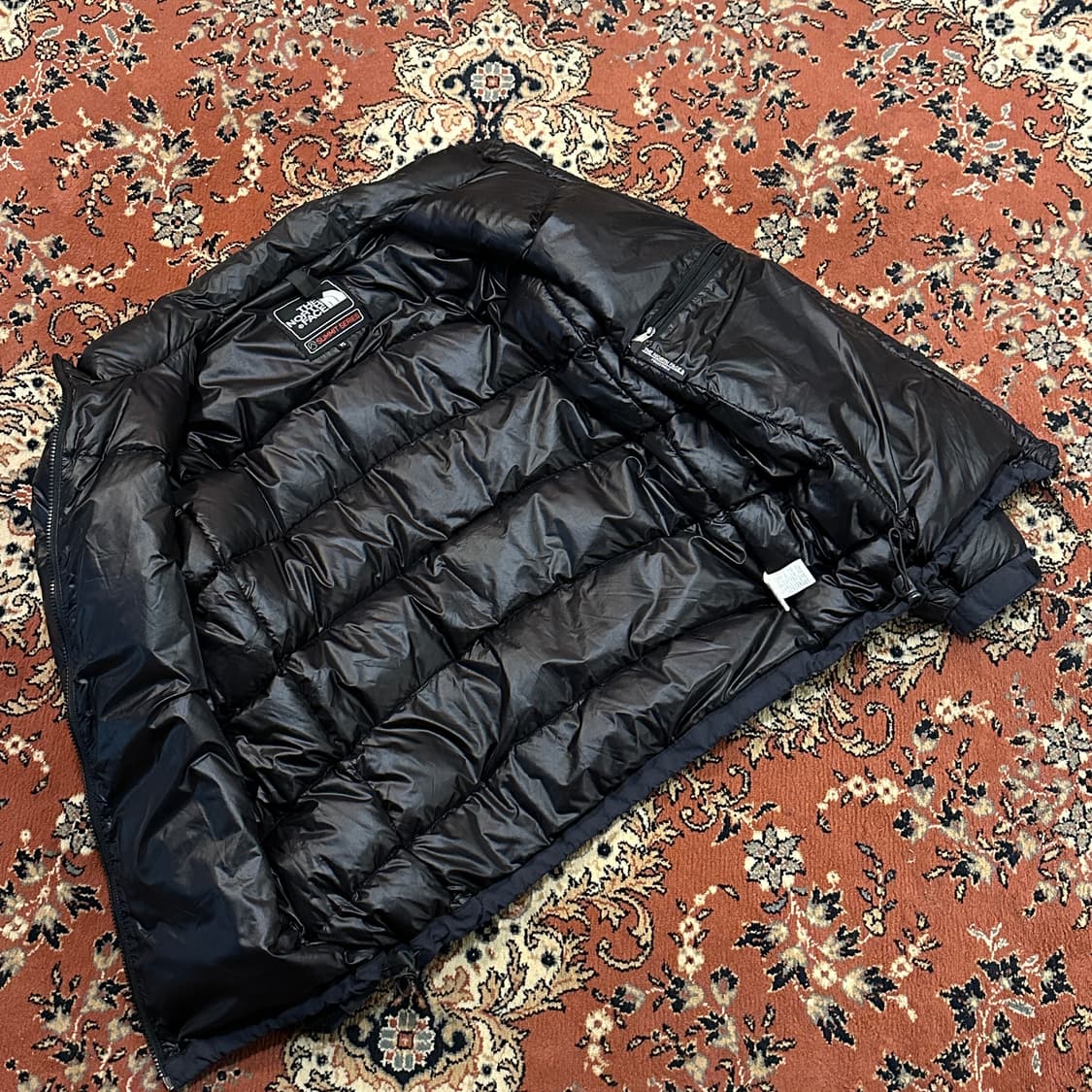 노스페이스 아콘카구아 경량패딩 (L-XL) 블랙 상품이미지6