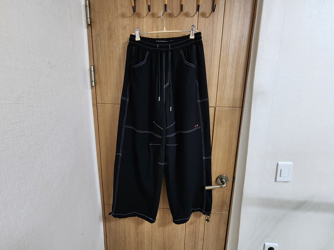 (M)로맨틱 크라운 블랙 스티치 와이드 스트링 팬츠 상품이미지1