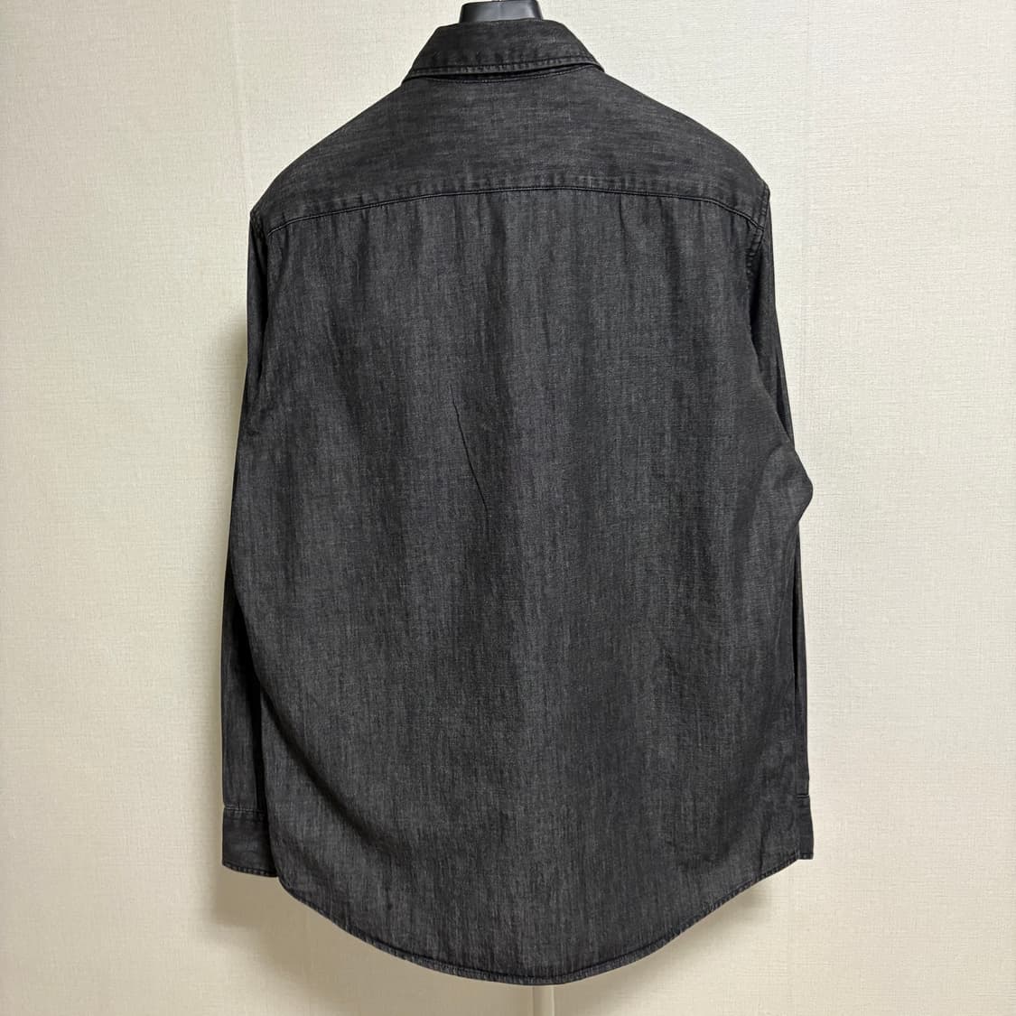 유니클로 베이직 데님 셔츠 / 흑청, L 상품이미지7