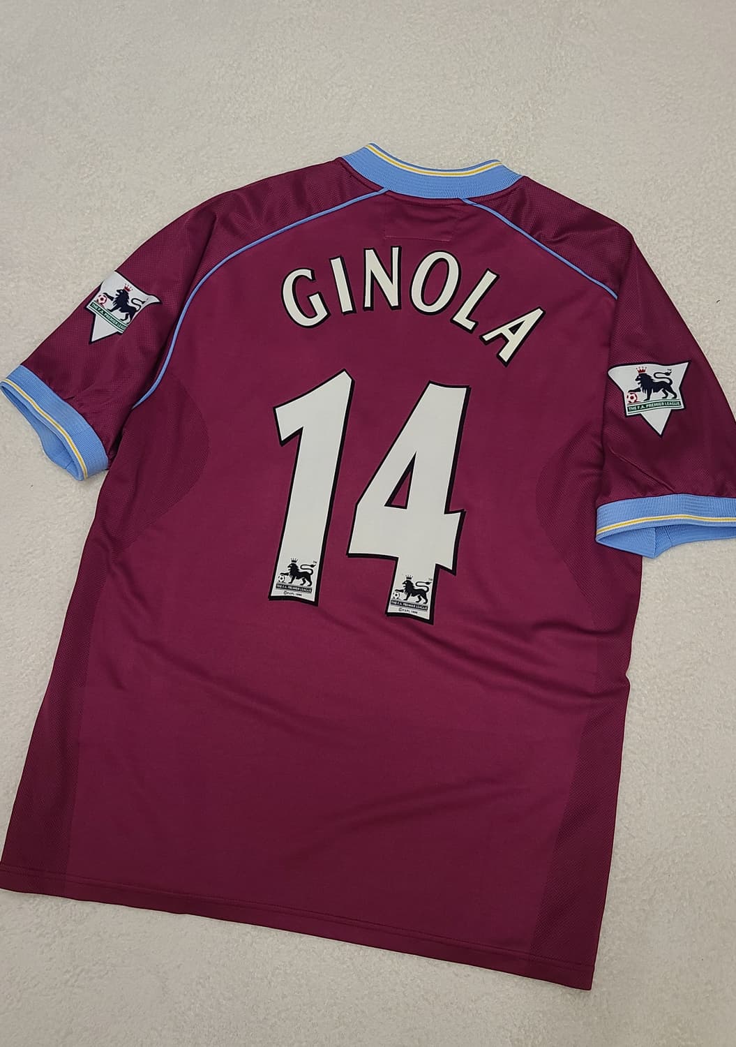 아스톤빌라 01-02 지놀라 유니폼 상품이미지1