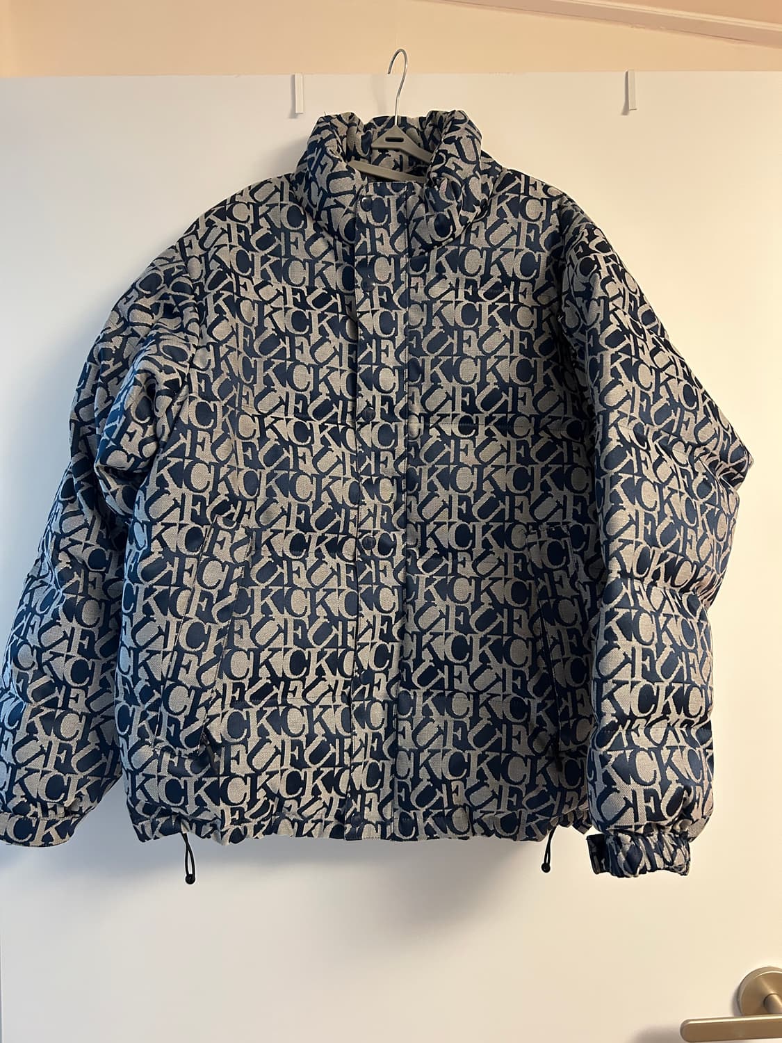 슈프림 SUPREME 자카드 패딩 상품이미지5