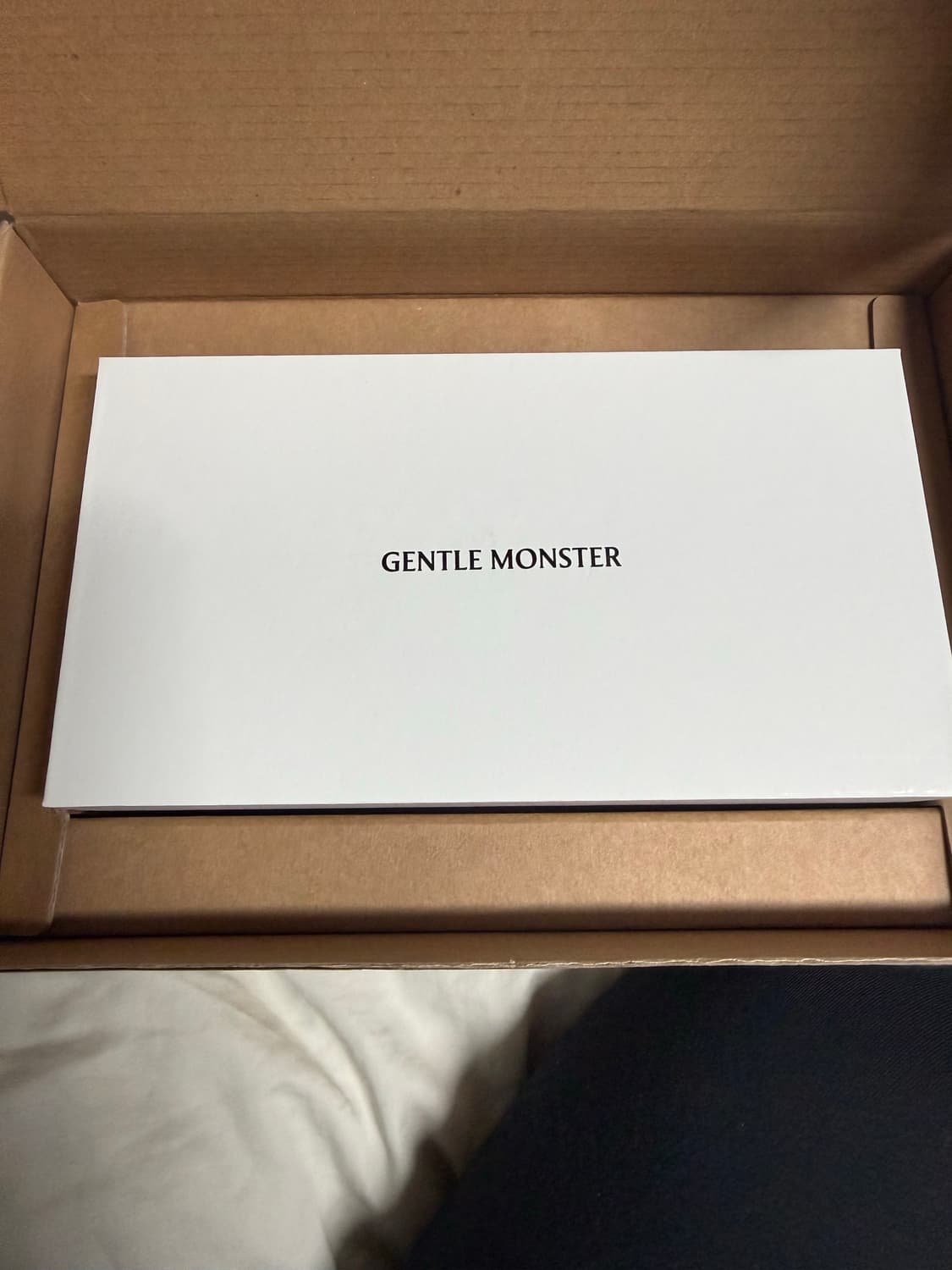 젠틀몬스터 카밀 안경테 핍니다. 상품이미지4