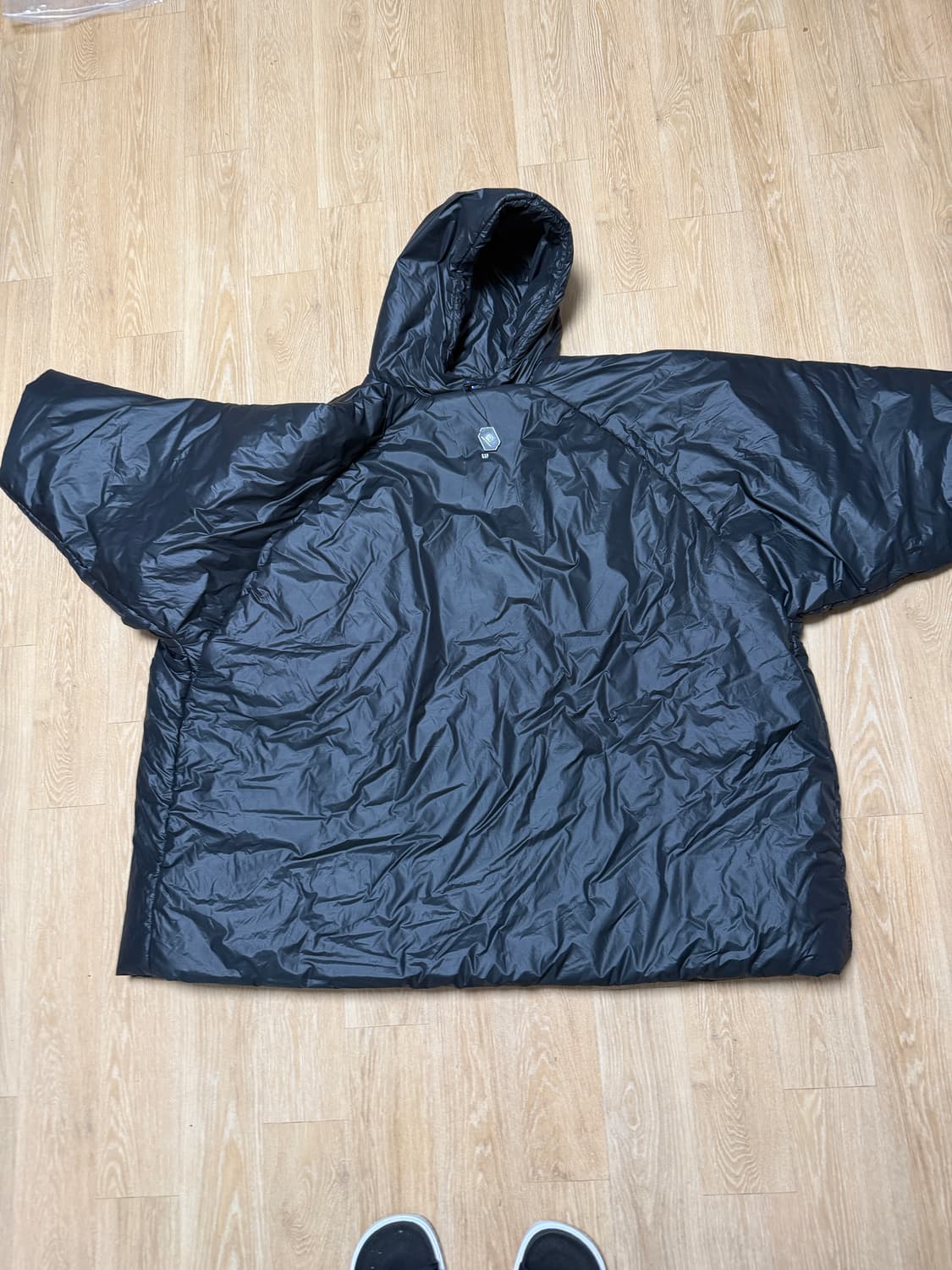 이지 갭 엔지니어드 바이 발렌시아가 티컷 퍼퍼 파카 블랙 S  새상품 입 상품이미지1