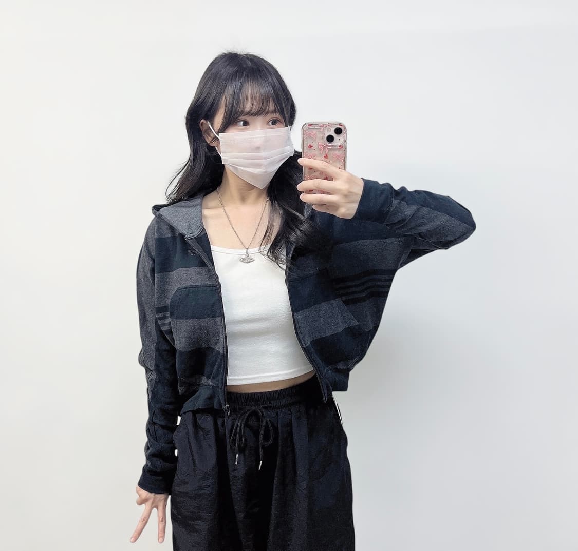 아디다스 스트라이프 크롭 후드집업 상품이미지1