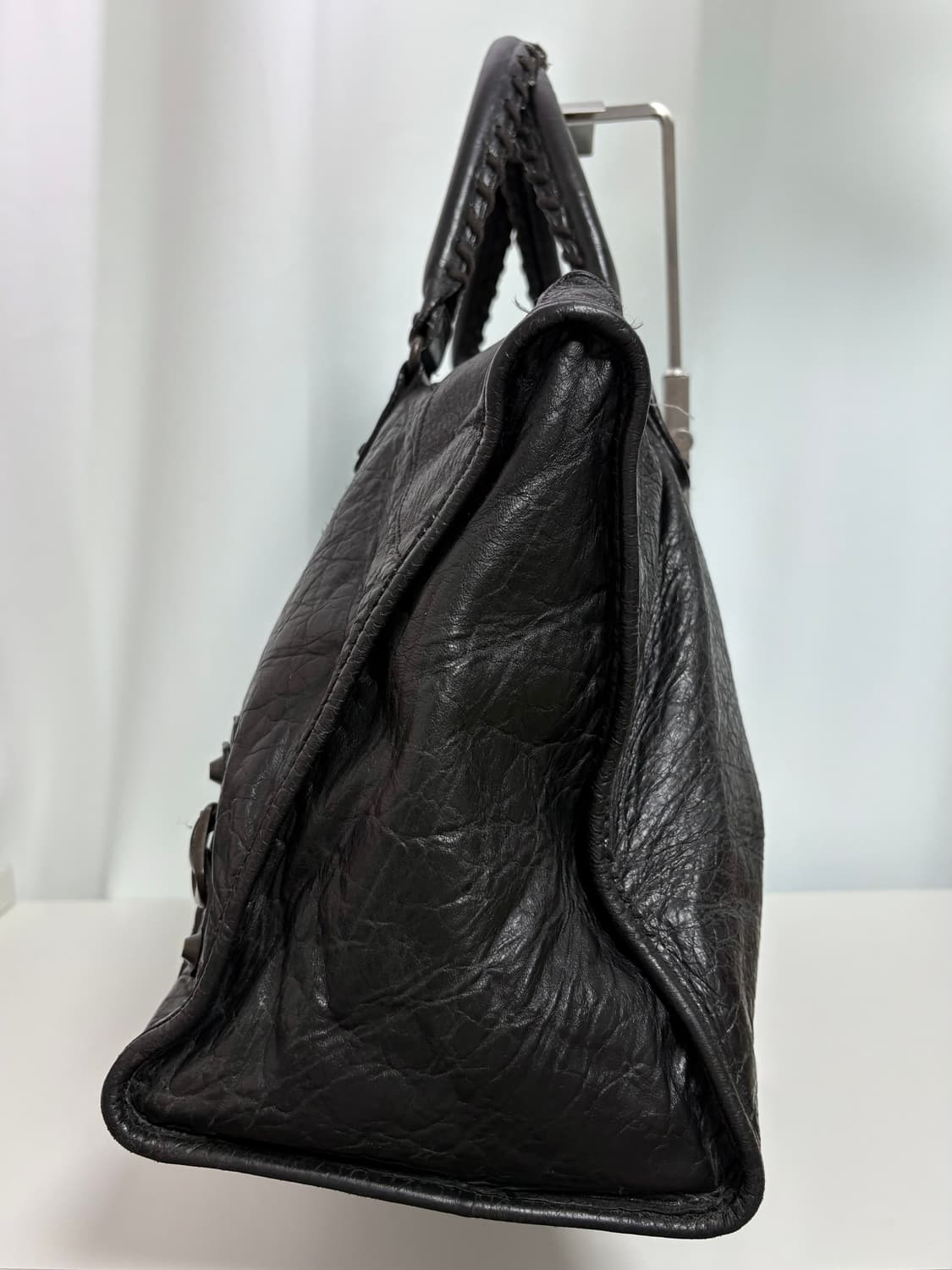 발렌시아가 워크 모터백 블랙 라지 상품이미지8