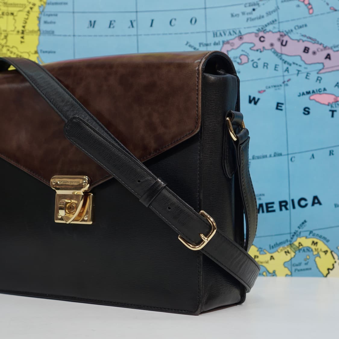 발렌티노 가라바니 빈티지 레더 백 상품이미지4