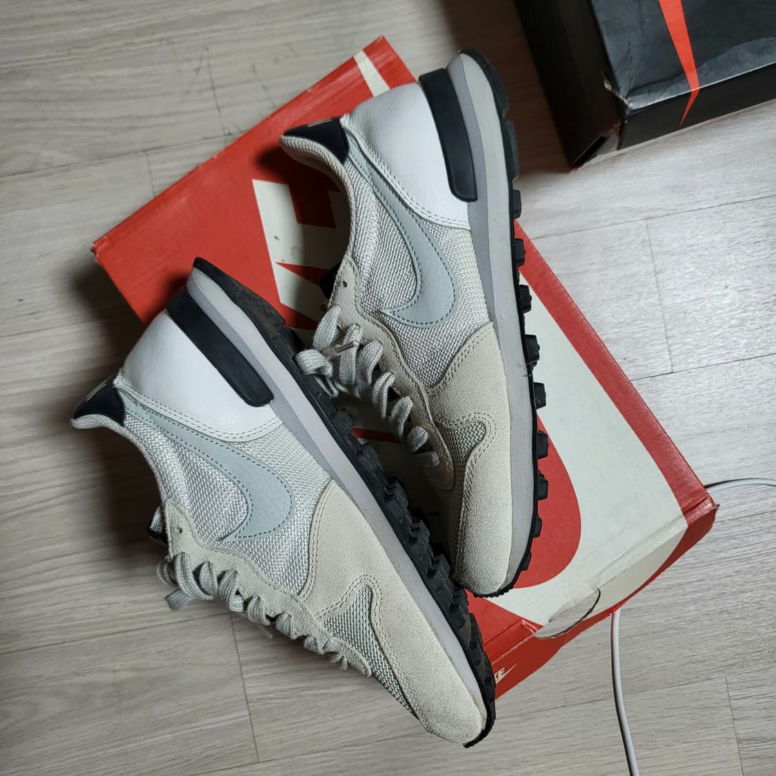 나이키 인터내셔널리스트(230) 상품이미지2