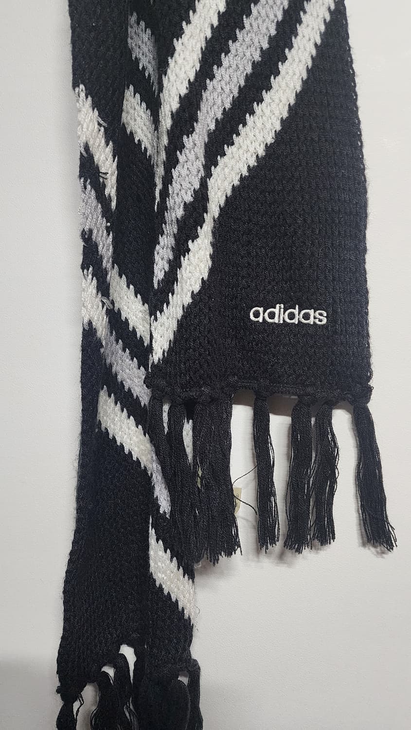 아디다스 배색 목도리 상품이미지1