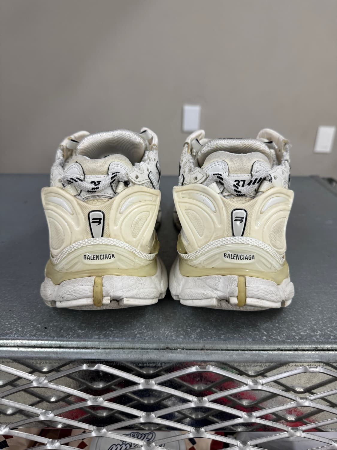 발렌시아가 뉴러너 화이트 37 (gr-3363) 상품이미지3