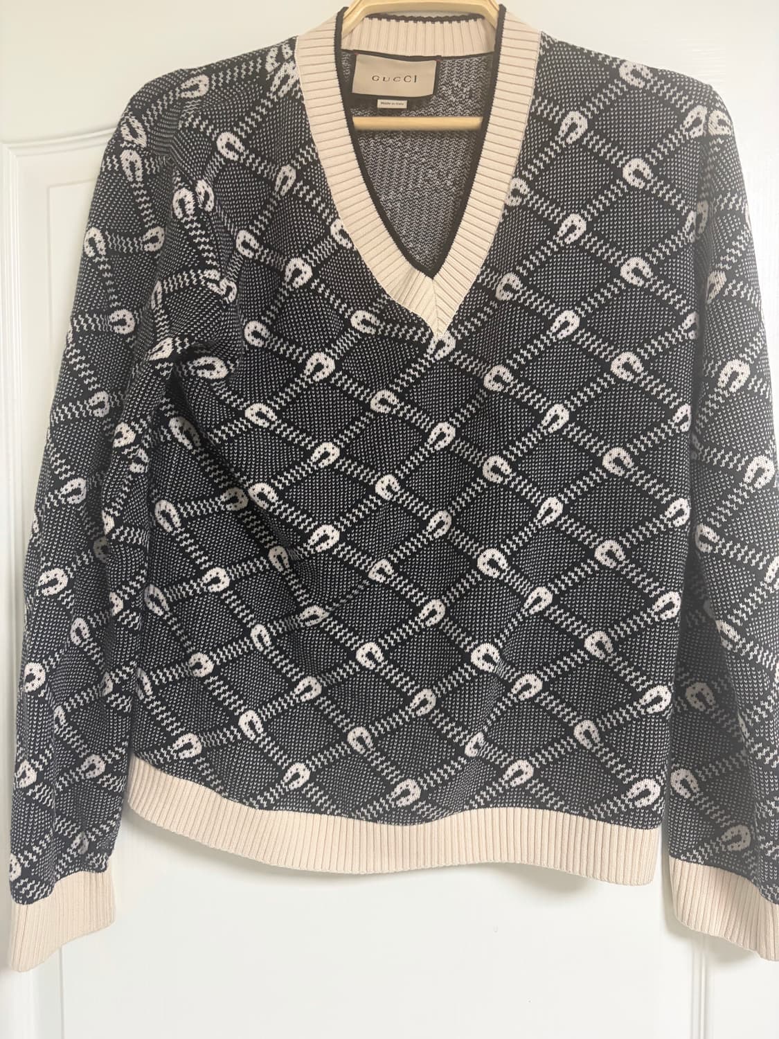 구찌 브이넥 니트 상품이미지1