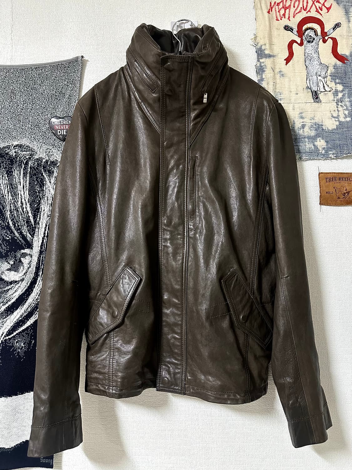 솔리드 옴므 램스킨 하이넥 히든후드 레더자켓 상품이미지1