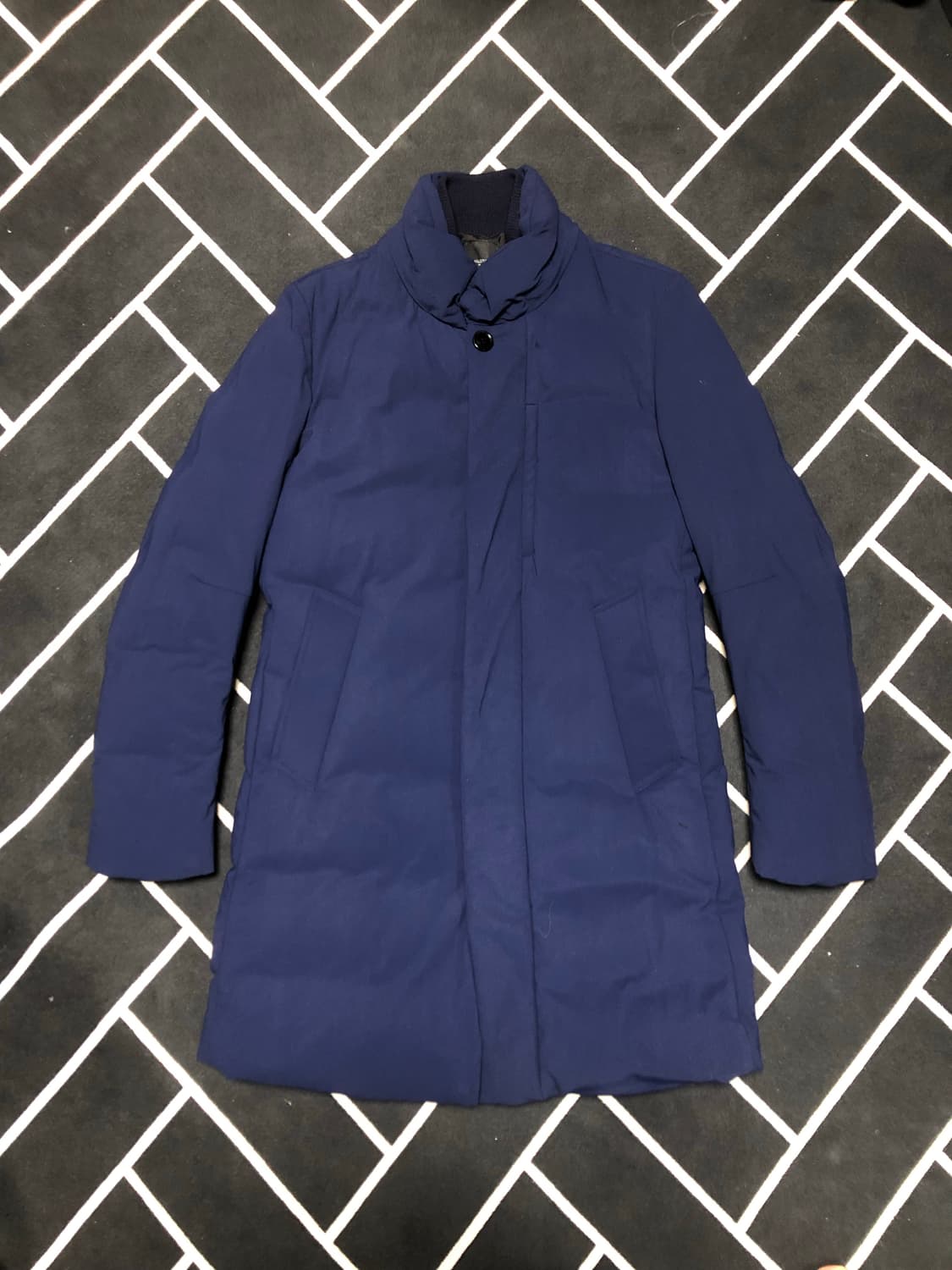 (거의새제품)질스튜어뉴욕 네이비블루 패딩코트/몽클레어 스톤 발망 프라다  상품이미지10