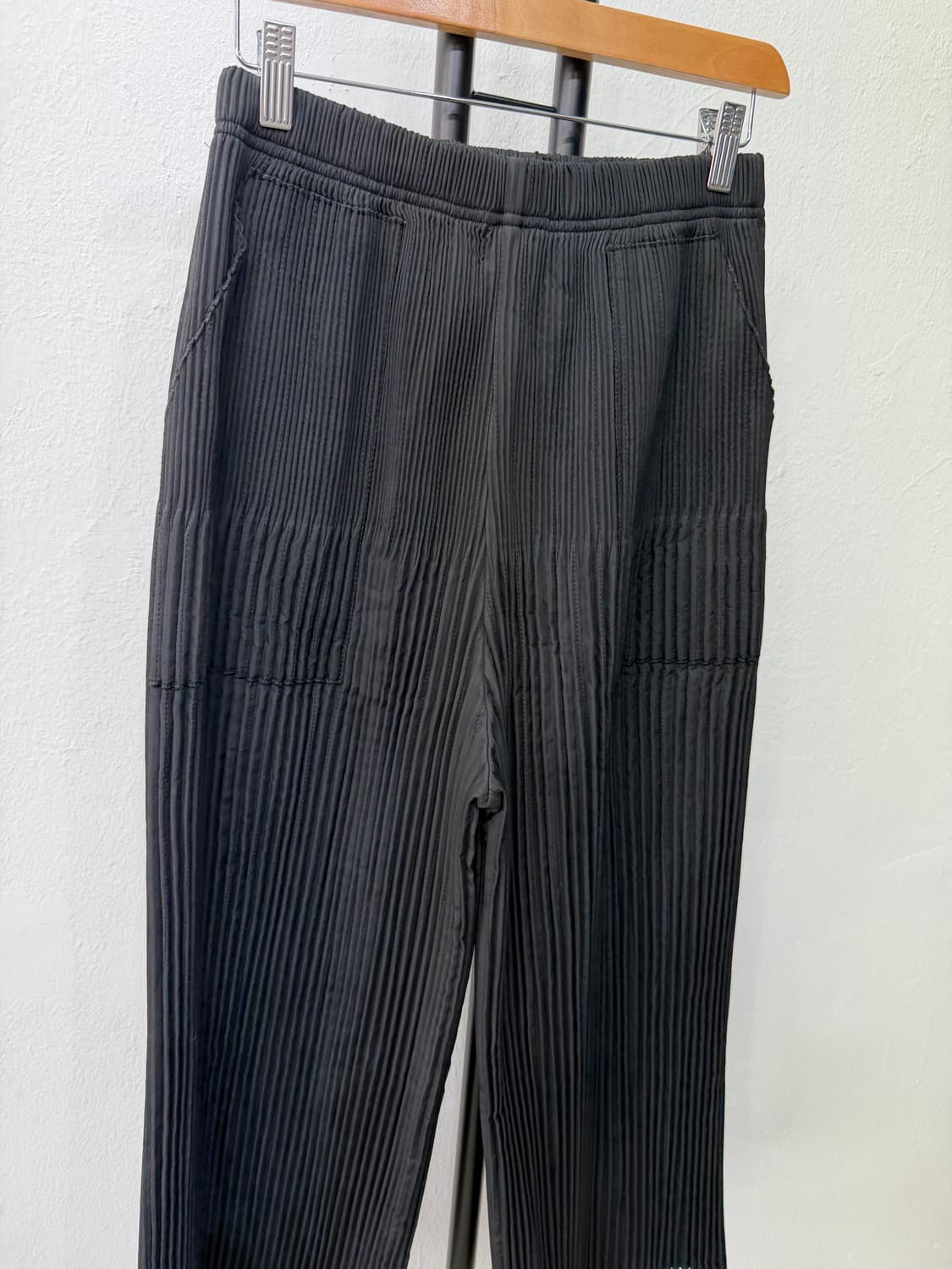 새제품) 플리츠미 25ss 팬츠 M(55-77) 상품이미지2