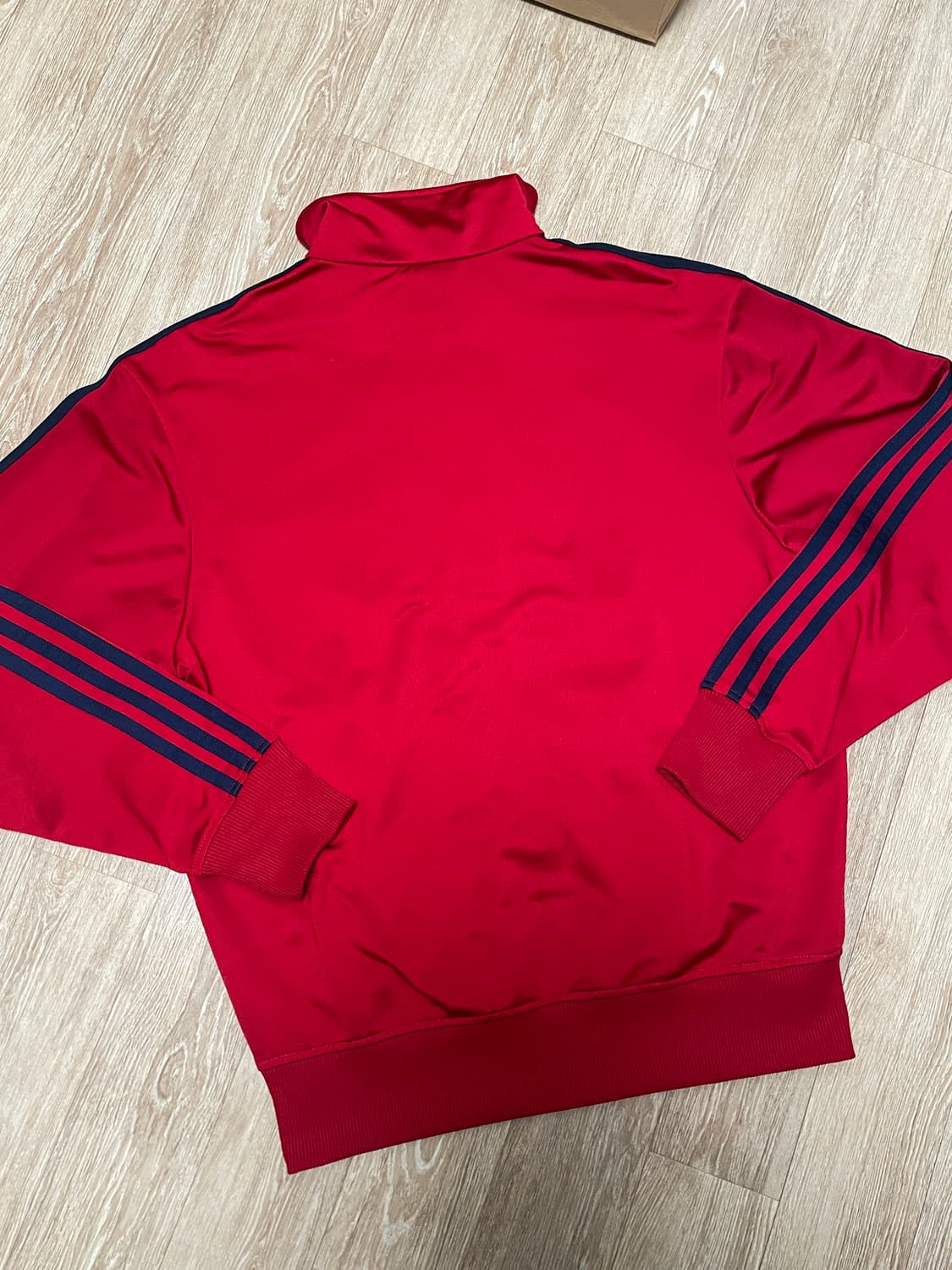 아디다스 버건디 구파이어버드 구파 져지 상품이미지4