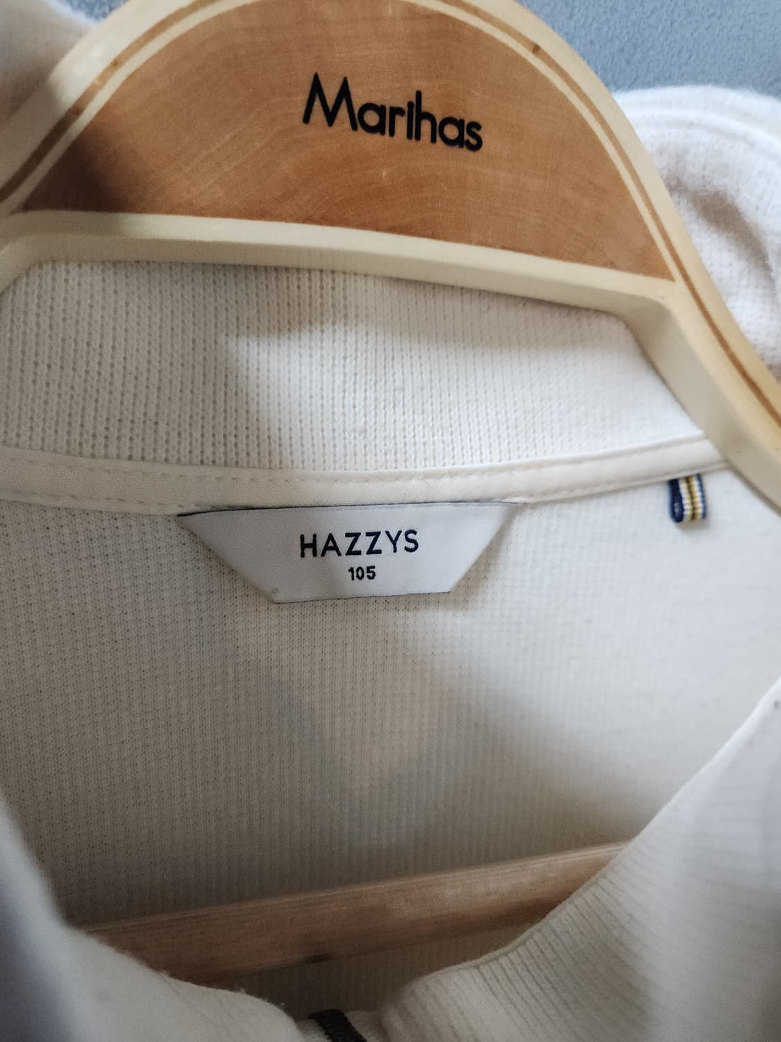 헤지스 하프집업 맨투맨 상품이미지4