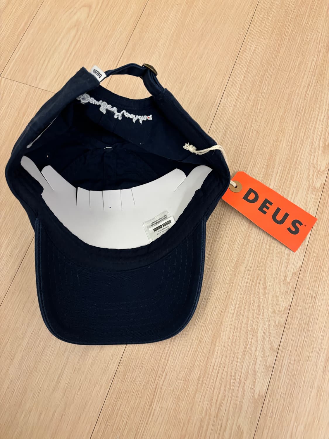 데우스 볼캡 네이비 상품이미지2