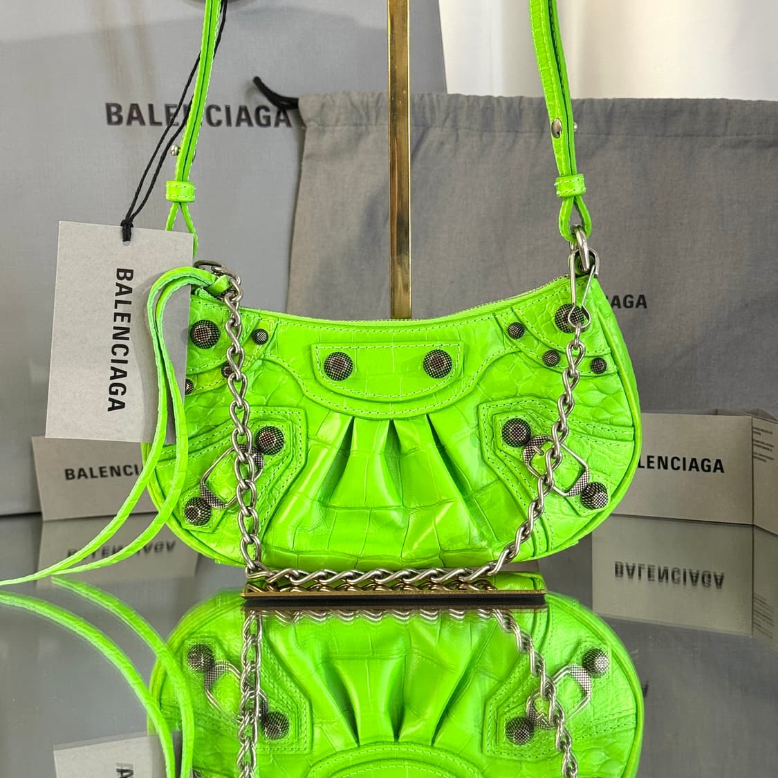 [새상품/풀구성] 발렌시아가 크로커다일 르카골 미니 크로스백 숄더백 상품이미지3